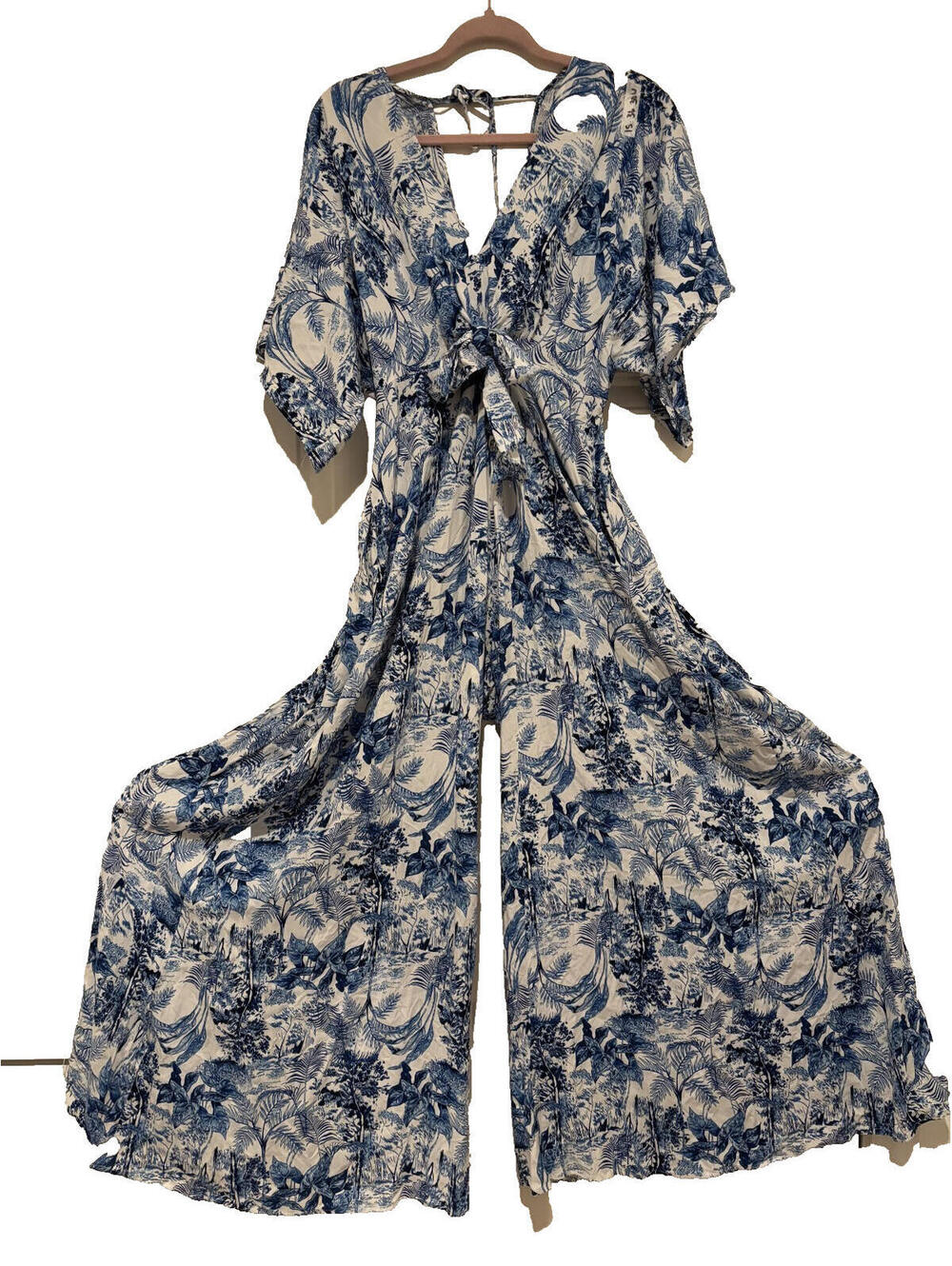 Baltic Born sz S tropical floral blue/white wide leg jumpsuit V neck FF